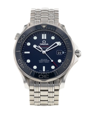 Browse our selection of automatic watches from prestigious brands such as Blancpain, Bell & Ross, Breitling and Rolex.